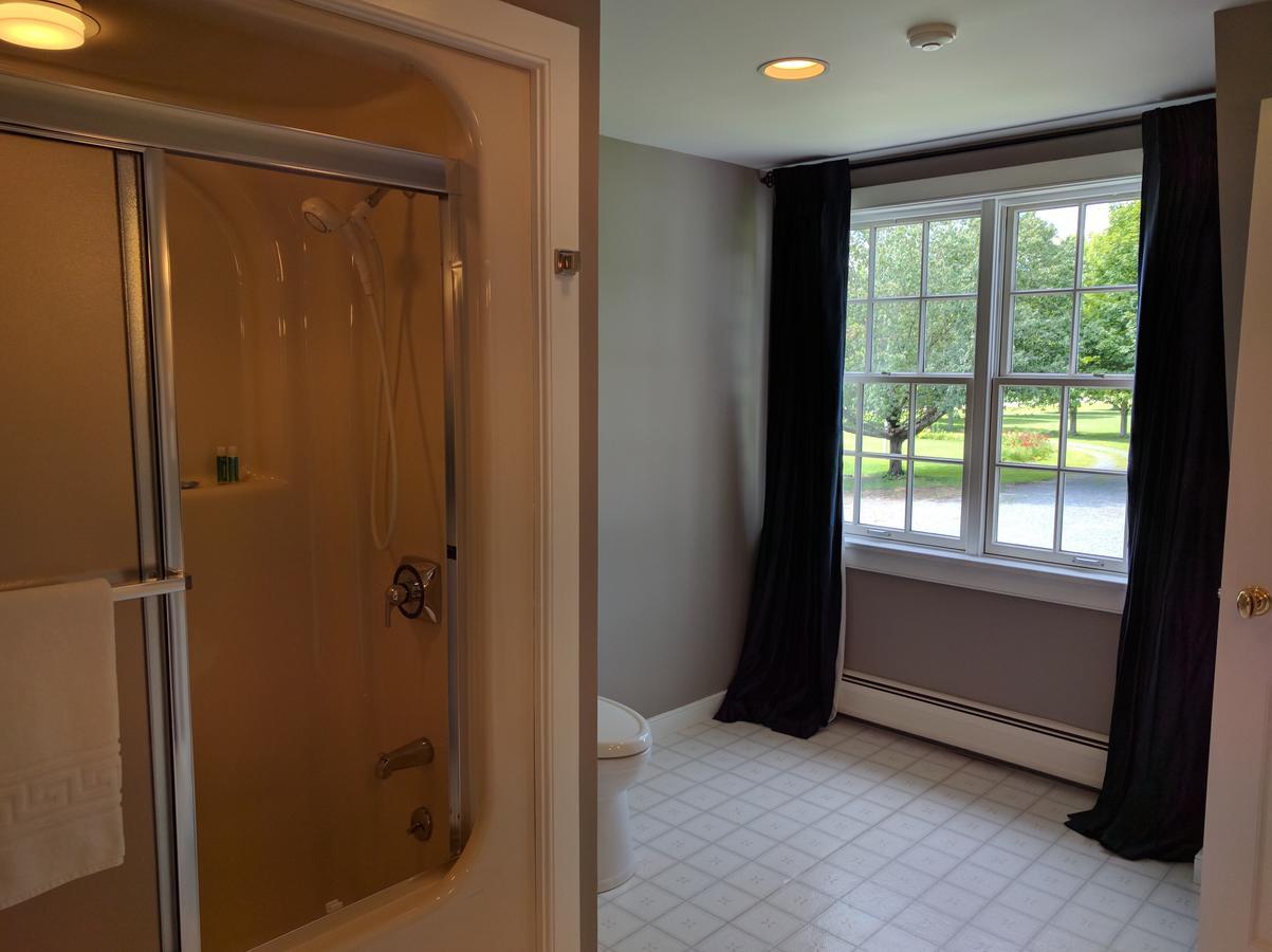 Cornish The Chase House Inn الغرفة الصورة